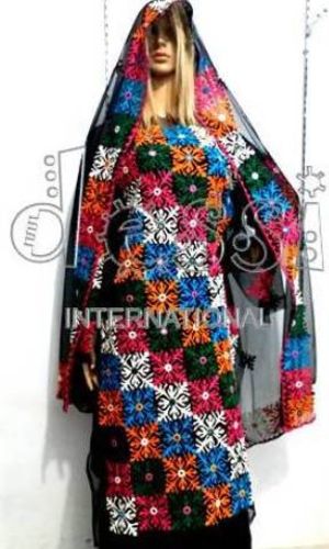 Rilli Applique Design by DESSI International